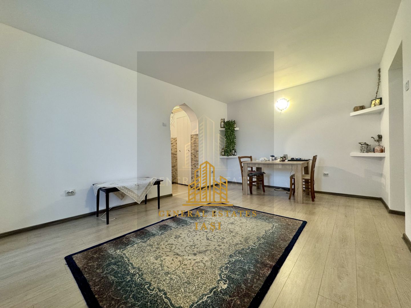 Vânzare apartament 3 camere -  vis-a-vis de Pașapoarte Iași - Poză 3