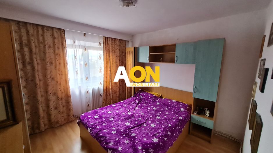Apartament 3 camere, Decomandat, 69 mp, Zona Cetate - Poză 9