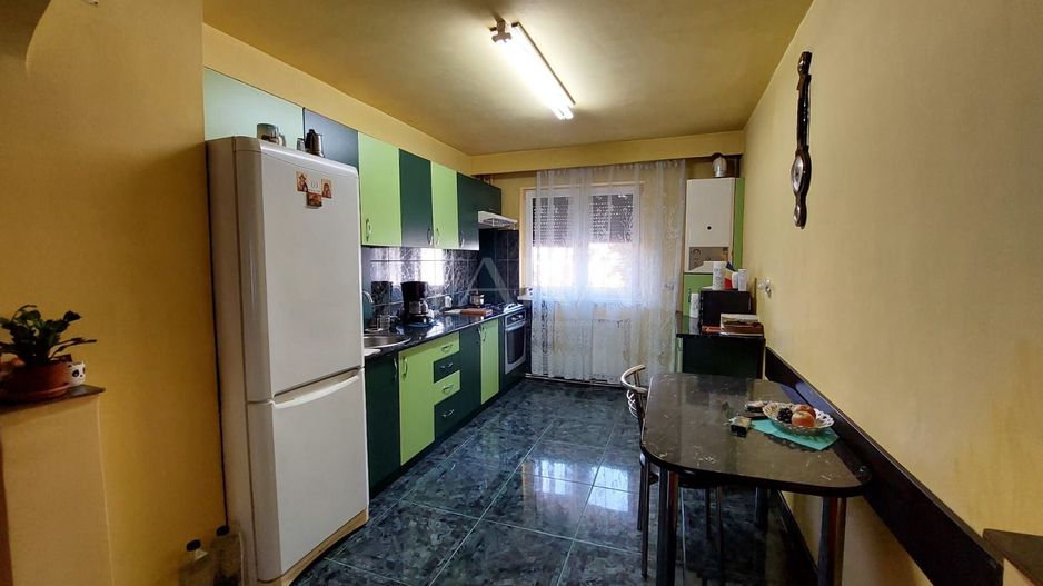 "Apartament 3 camere zona Flora – confort și accesibilitate" - Poză 2