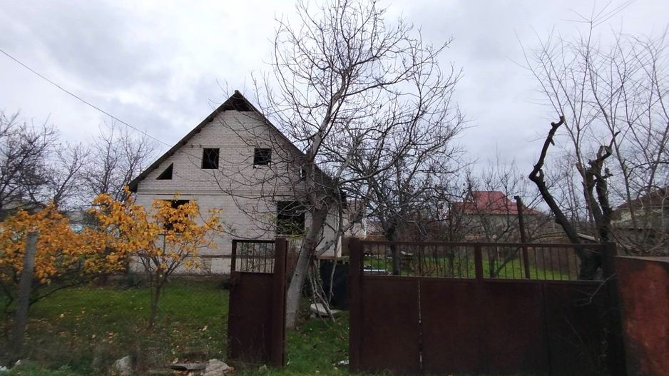 Casă cu 3 camere 106 m.p în com. Chetrosu, raionul Anenii Noi - Poză 3