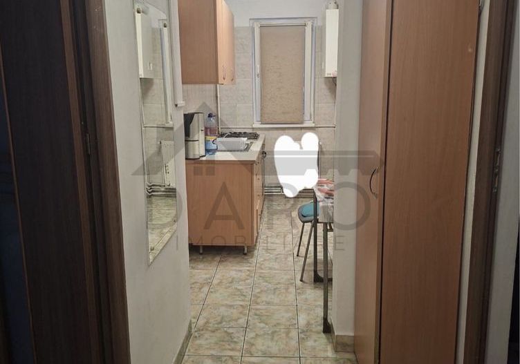 Vând apartament cu 3 camere zona Dâmbu Pietros aproape de bulevard . - Poză 6