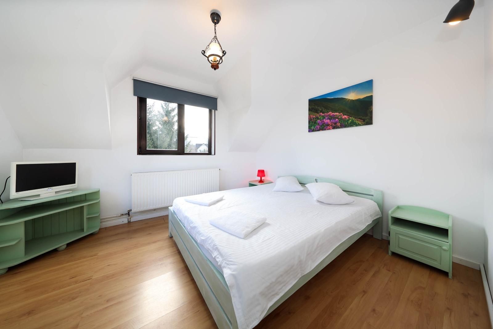 Vilă spațioasă de vânzare în Predeluț, Bran | 2000mp - Poză 15