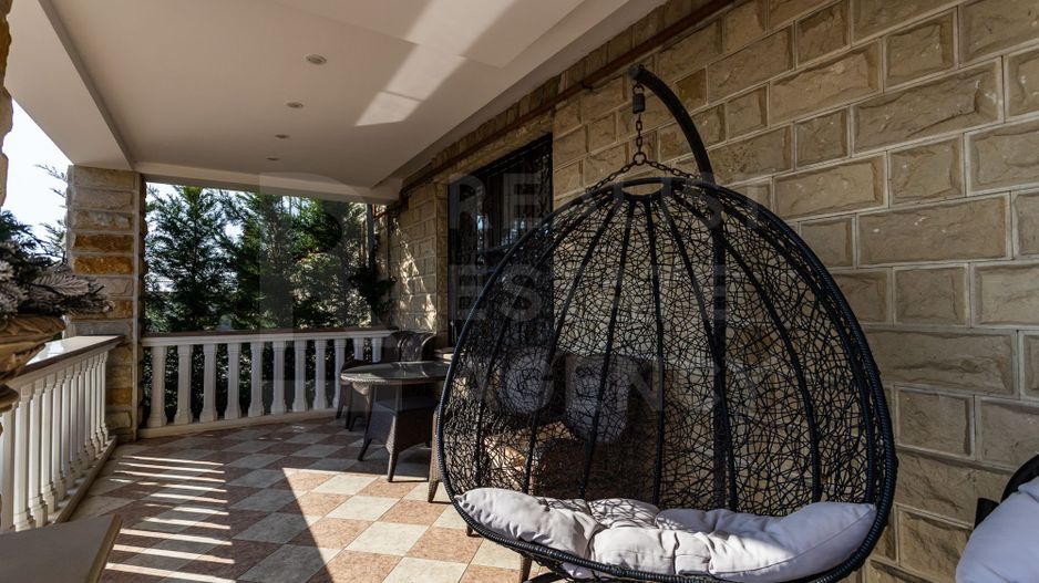 Vânzare casă de lux, 700 mp + 22 ari, situată în Tohatin - Poză 53
