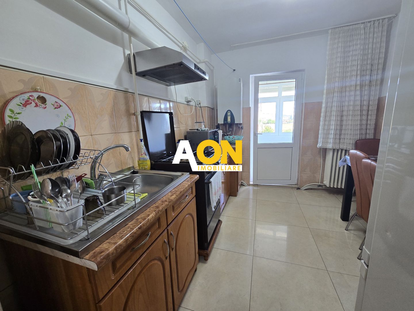 Apartament 3 Camere, 2 Bai, cu Balcon - Poză 15