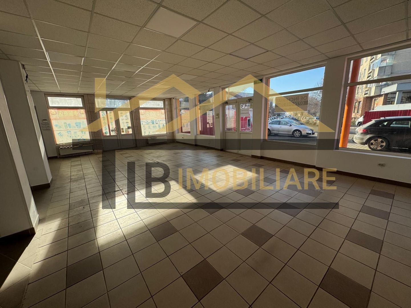 Spatiu comercial, 330 mp, zona Gara Mica - Poză 1