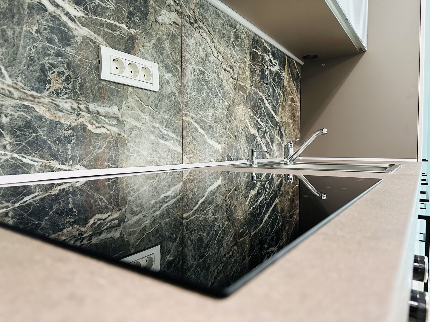 Prima inchiriere, 2 camere - Segmentul Premium - Curte & Parcare - Poză 36