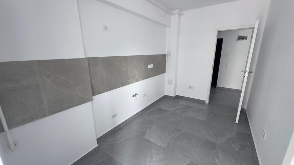 AP. 2 CAMERE - GRADINA PROPRIE, FINALIZAT, PARCARE INCLUSA,COMISION 0% - Poză 5