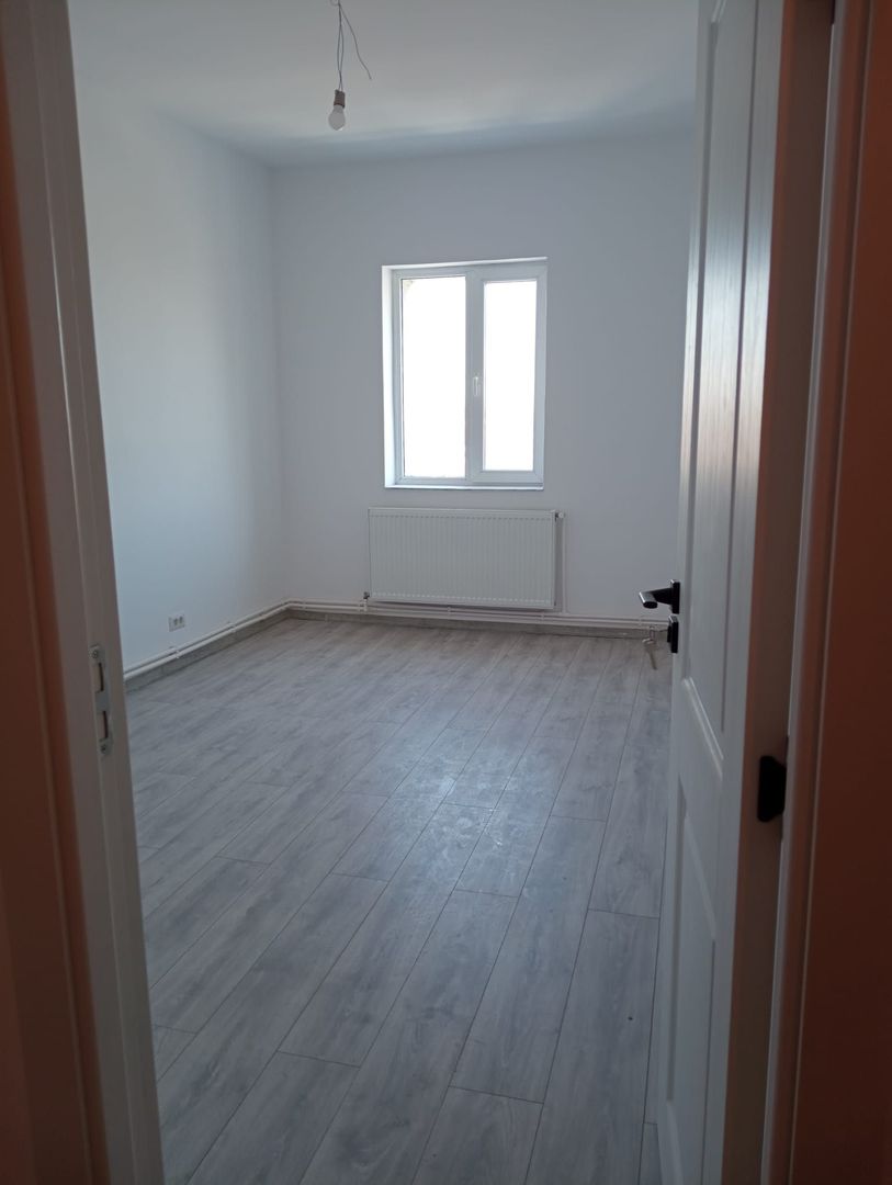 Bucurestii noi Pajura 1 Mai - Poză 3