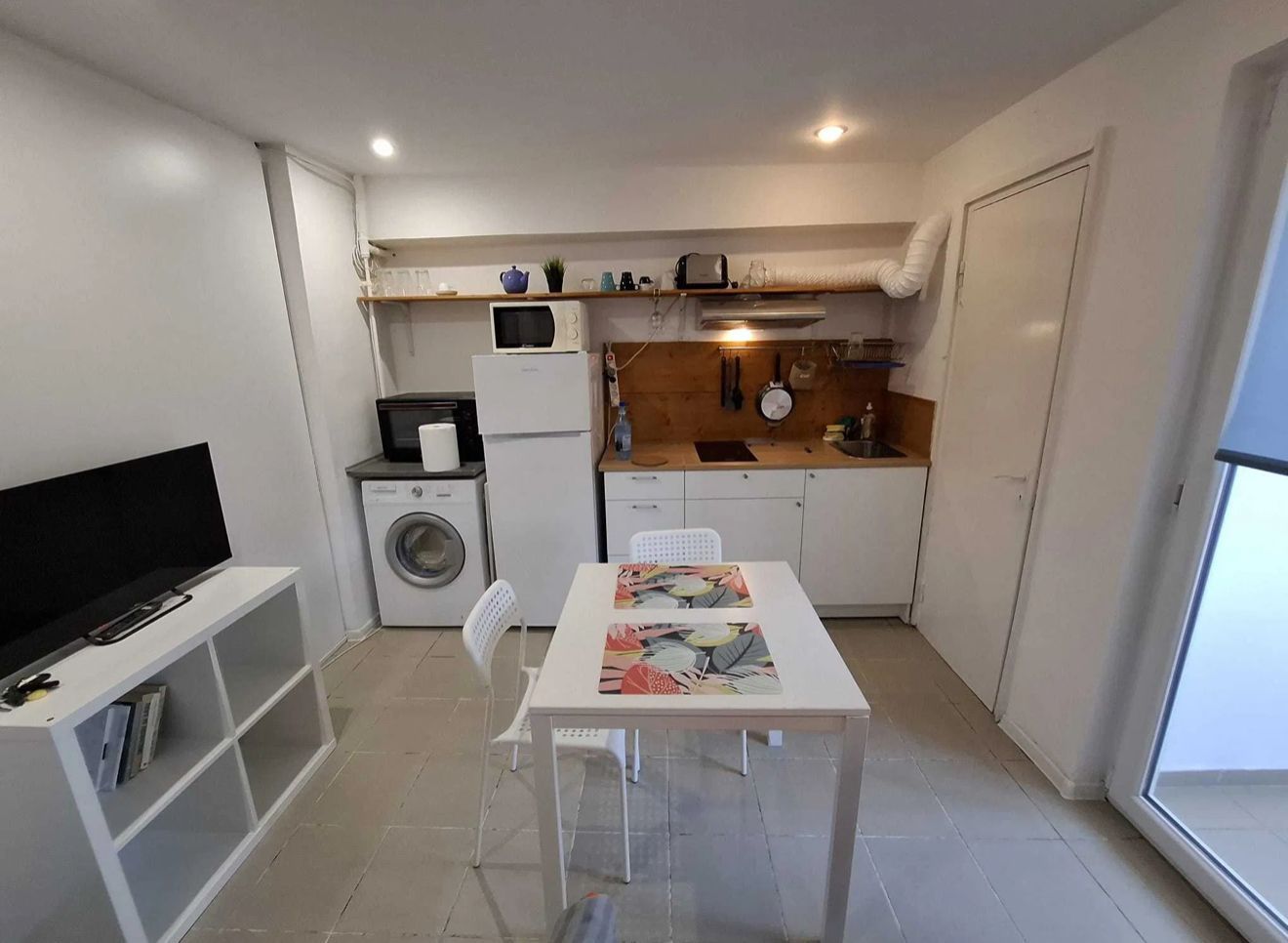 STUDIO OBOR - DORMITOR SEPARAT, PET-FRIENDLY, METROU 3 MINUTE, MODERN - Poză 7