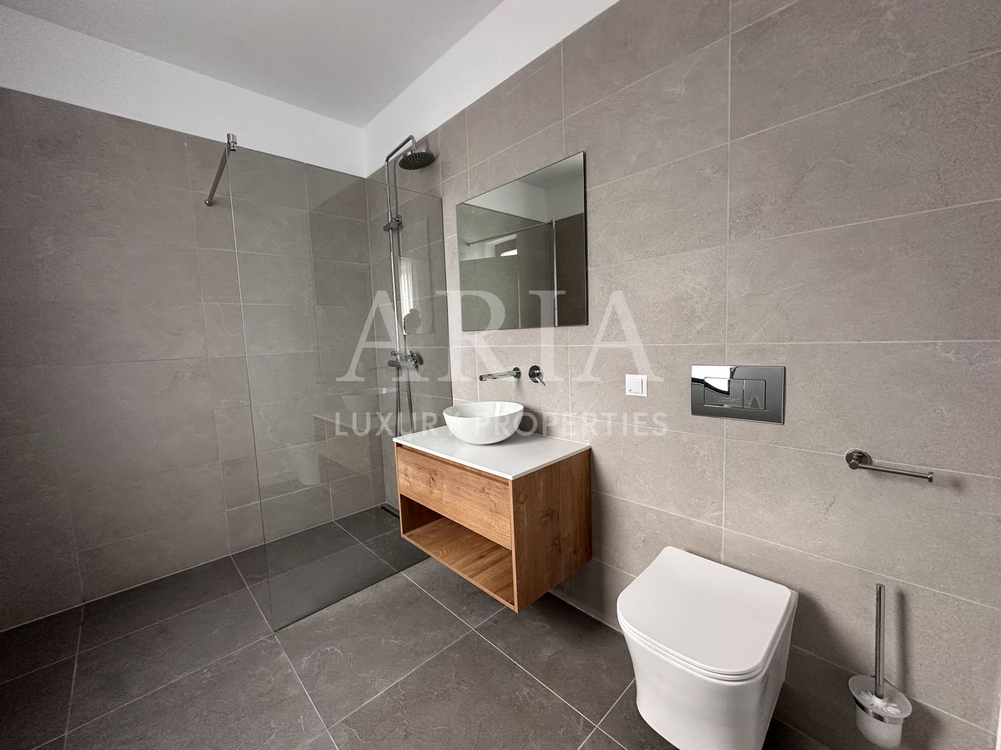 MOBEXPERT HOMES GATED COMMUNITY PIPERA FIRST RENT - Poză 22