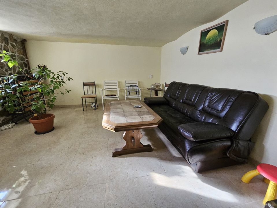 Casa mare, solida, Timisoara, D+P, 5 camere, 2 bai, Zona Lipovei - Poză 21