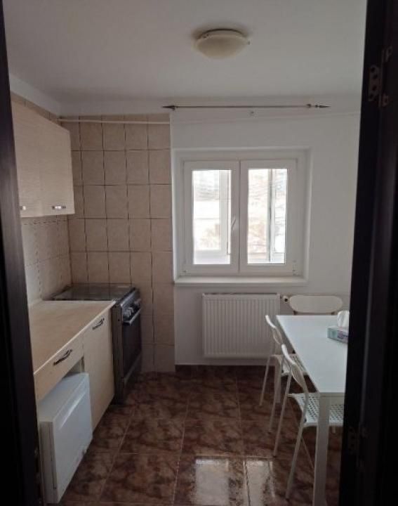Vanzare Apartament 2 camere, decomandat, boxa, 14 min metrou Dristor - Poză 7