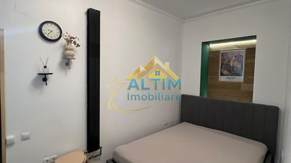 OPORTUNITATE: Garsonieră în Centrul Istoric, Brașov - Poză 1