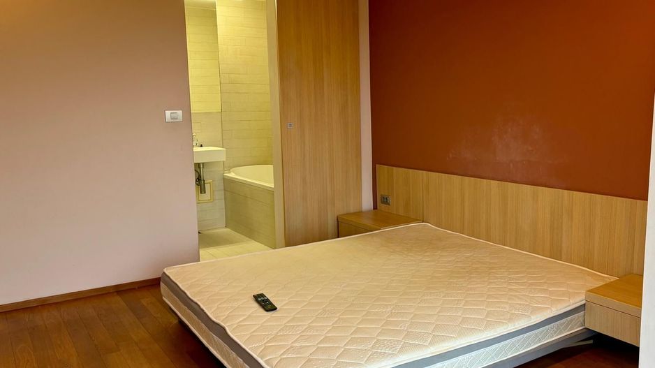 Decomandat si mobilat modern - Poză 6