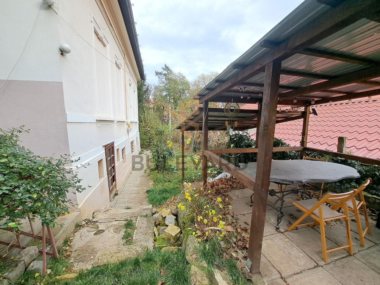 Apartament 2 camere la casa, curte si garaj! zona centrala! - Poză 3