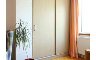 Apartament 3 camere | Etaj 1 | Gradina | Curte | Central - Poză 8