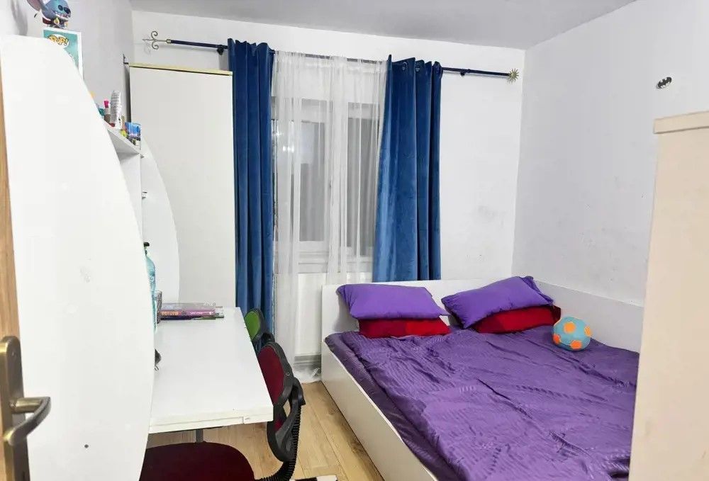 Apartament 3 camere Lipovei - Poză 7