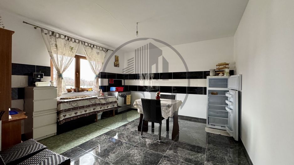 Casă / Vilă de vânzare Poiana Cristei, Vrancea - Poză 7