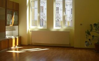 Apartament cu 4 camere, semidecomandat, in zona Marty Horea! - Poză 2