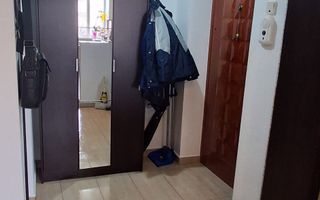 Apartament cu 3 camere de vânzare in Cetate - Poză 8