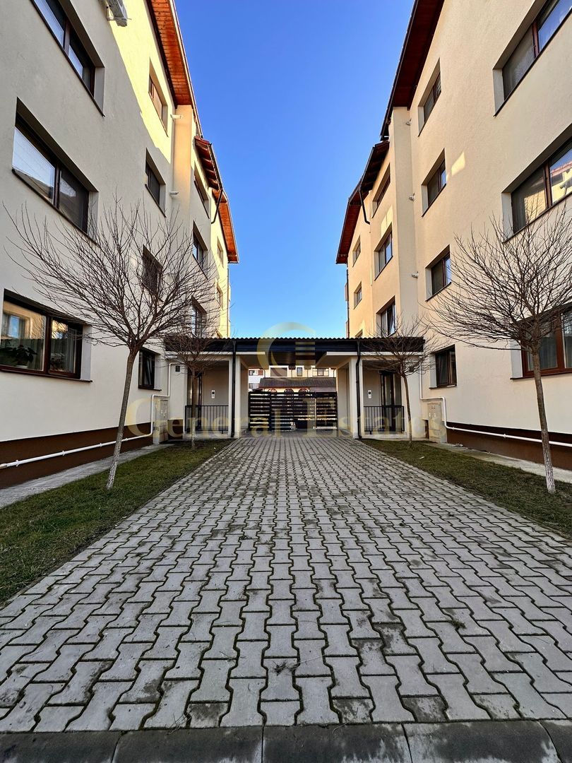 De vanzare apartament cu 3 camere | Sanpetru - Poză 13