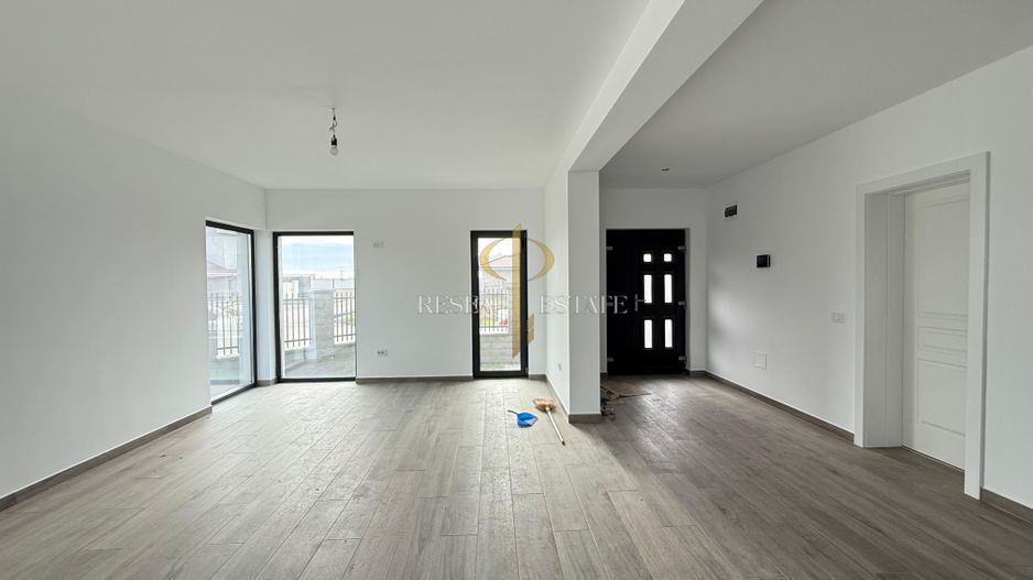 Casa individuală 4 camere | Săcălaz - Cartier Europa - Poză 1