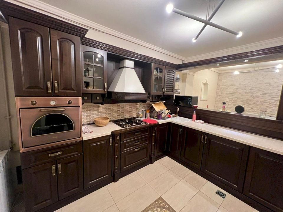 Casa moderna, 14 camere, finisaje lux, Barbu Vacarescu - metrou Stefan cel Mare - Poză 9