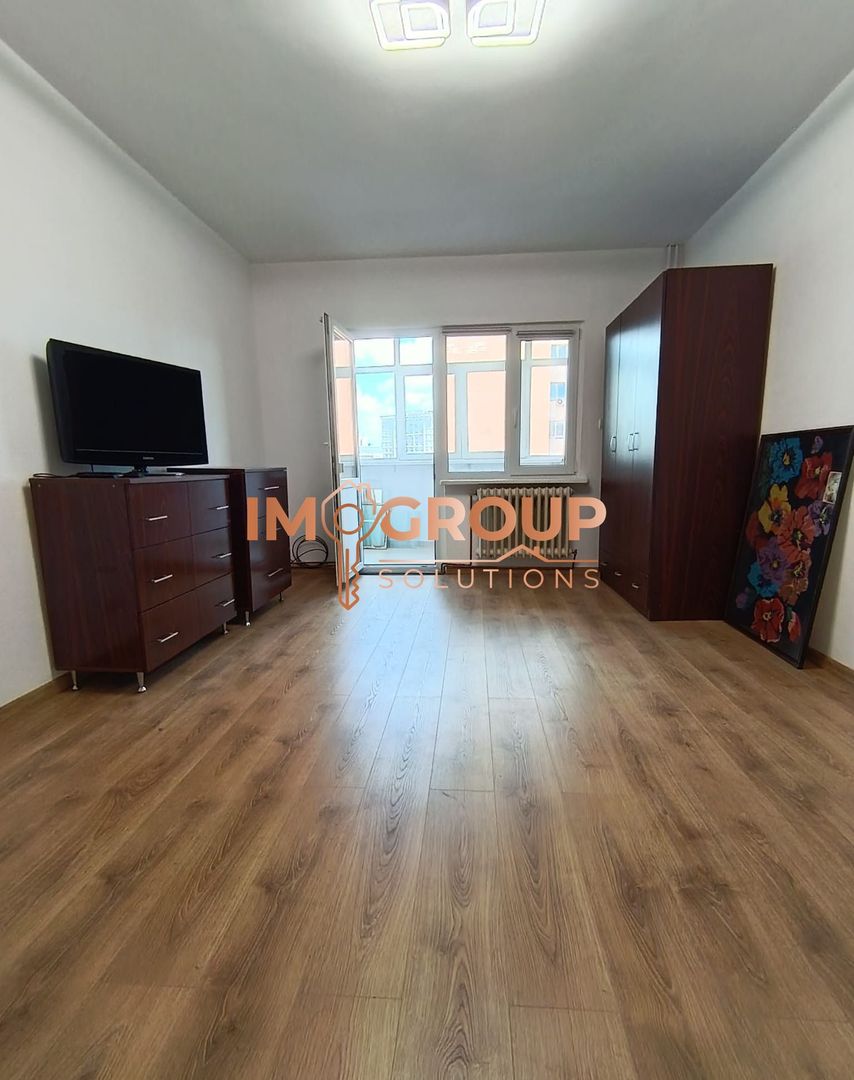 Podu Ros - Etaj Intermediar - Bloc Fara Risc - 2 Camere Decomandat - Poză 1