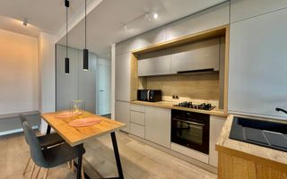 Apartament 2 camere, priveliște deosebită – Complex Kasper, Coresi - Poză 1