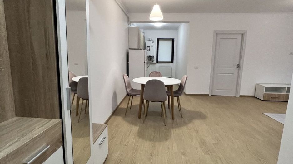 Apartament de vanzare - Poză 1