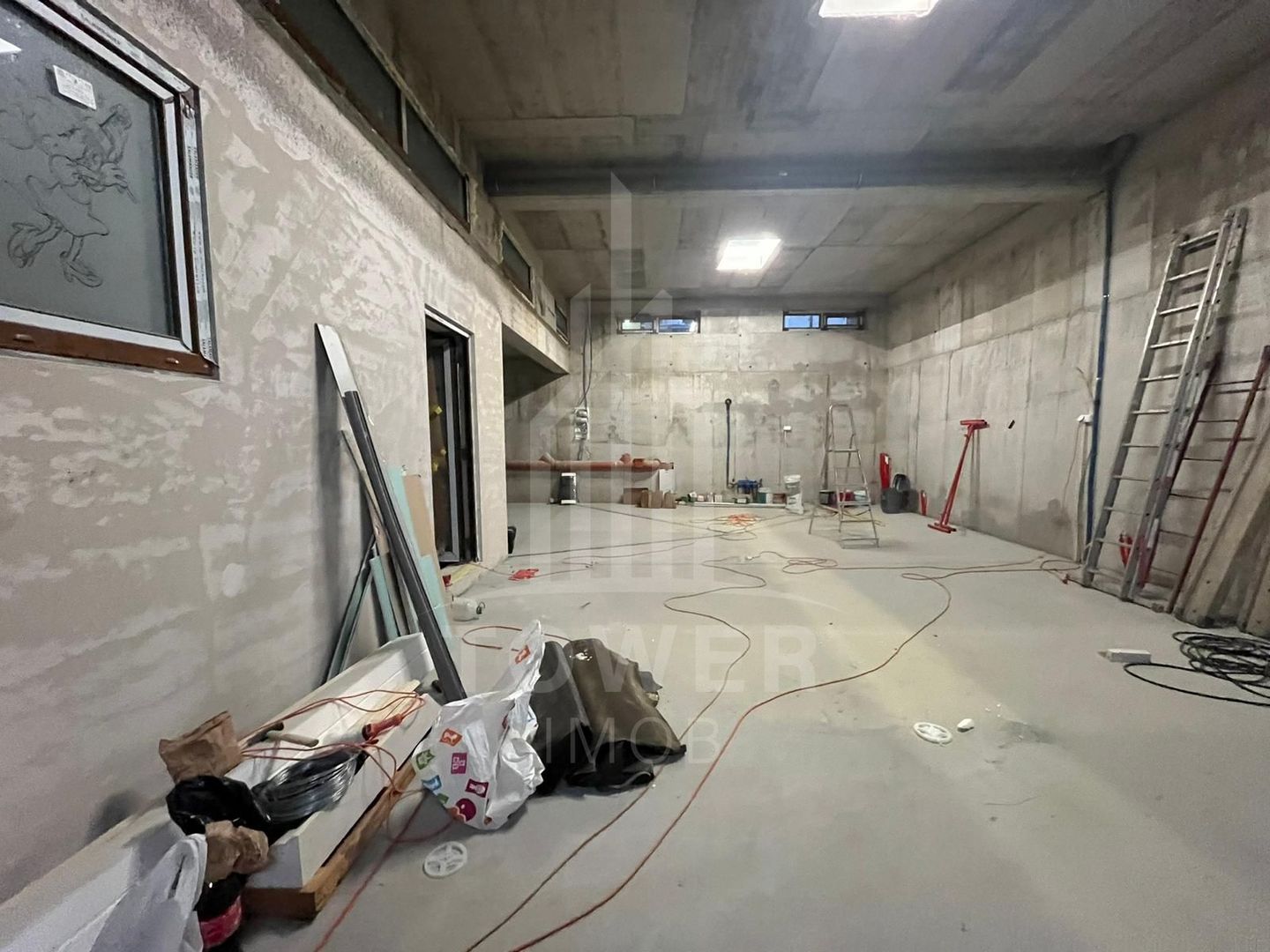 Spatiu Comercial central - Poză 2