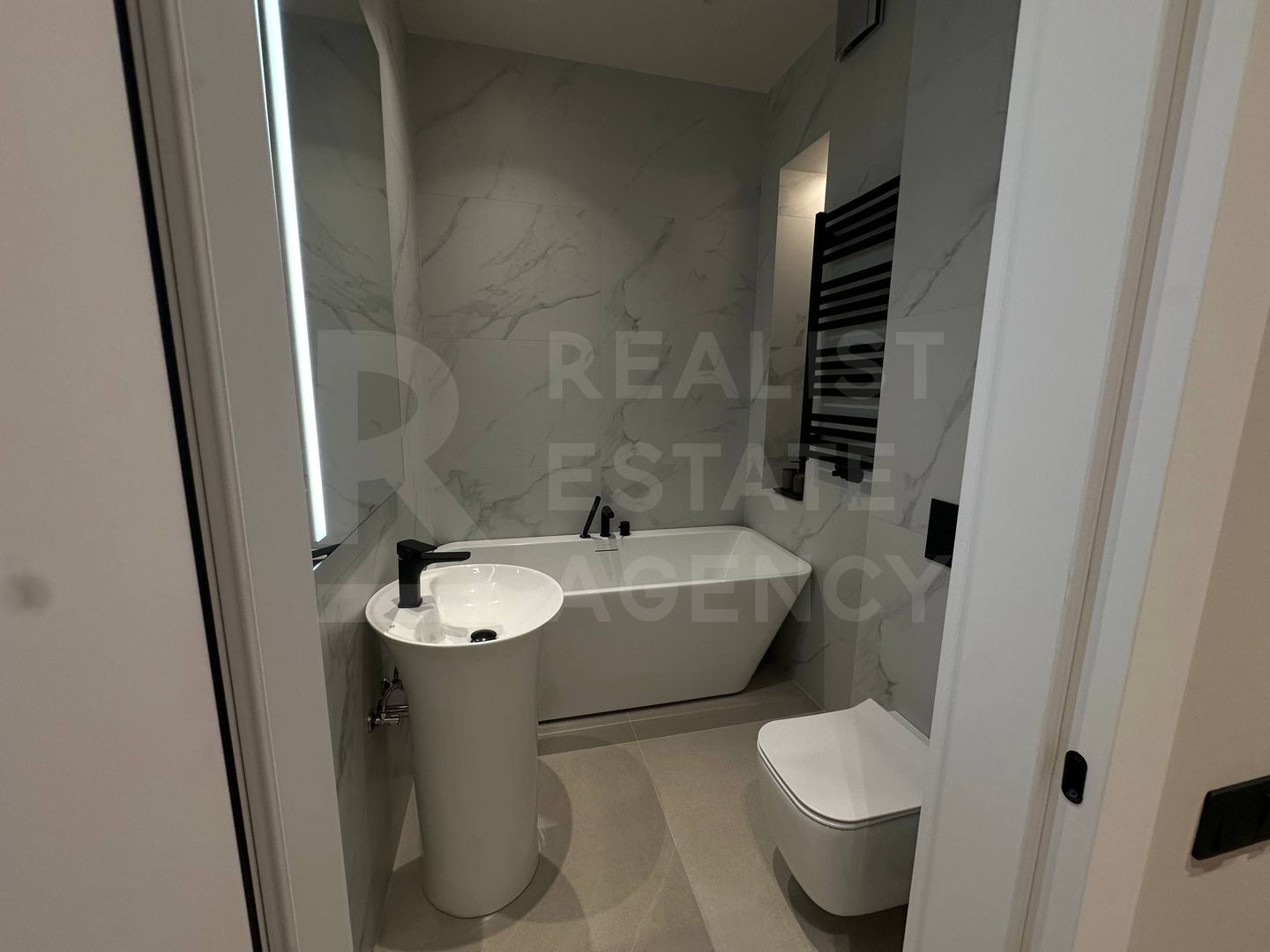 Chirie, penthouse, 3 camere, str. Mitropolit  Varlaam, Centru - Poză 23