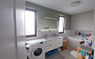 Duplex ultrafinisat mobilat utilat cu 2 locuri de parcare zona Terra - Poză 20