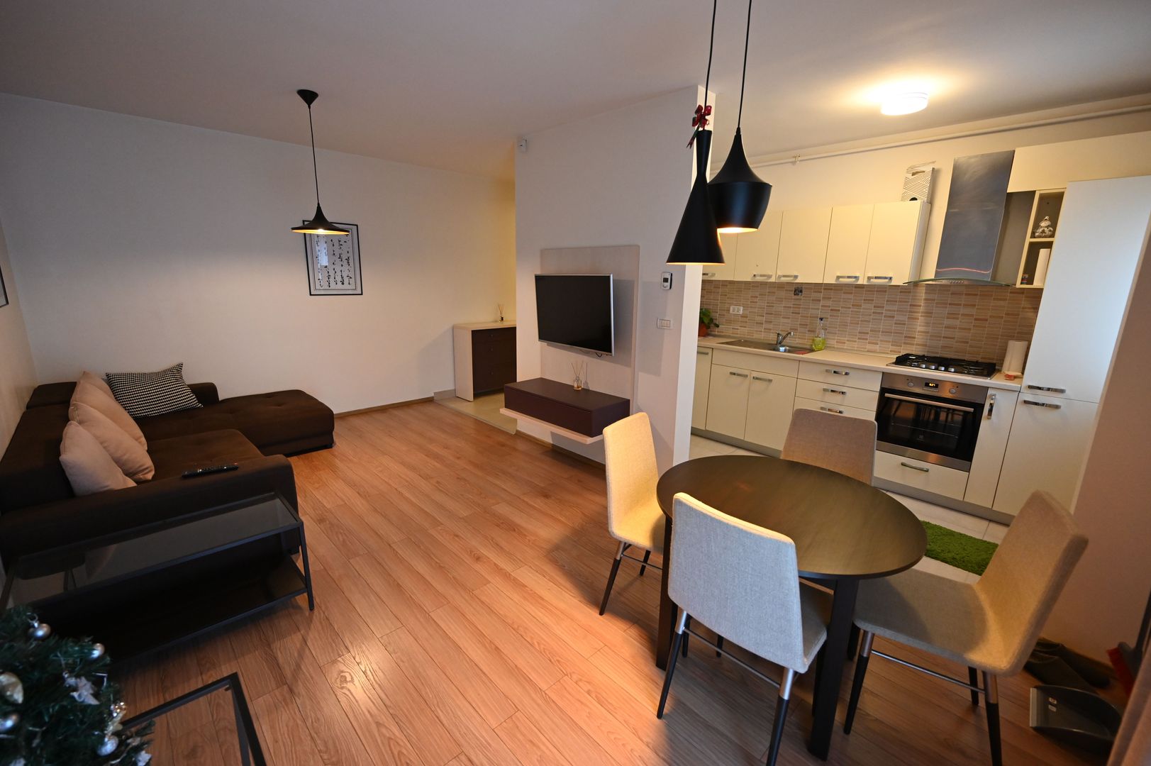 Apartament de lux in bloc nou cu loc de parcare inclus! - Poză 2