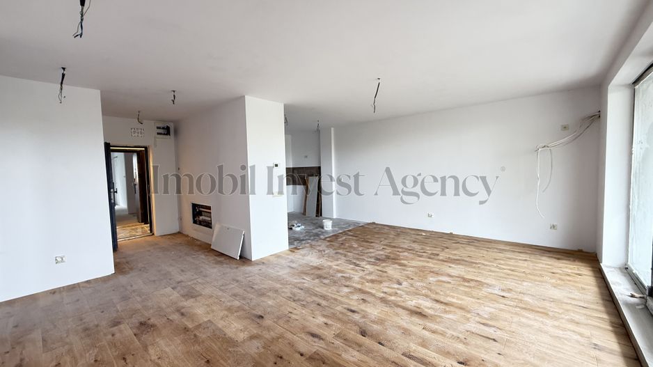 Apartament 3 camere de vanzare Pipera in bloc cu vedere la lac - Poză 3
