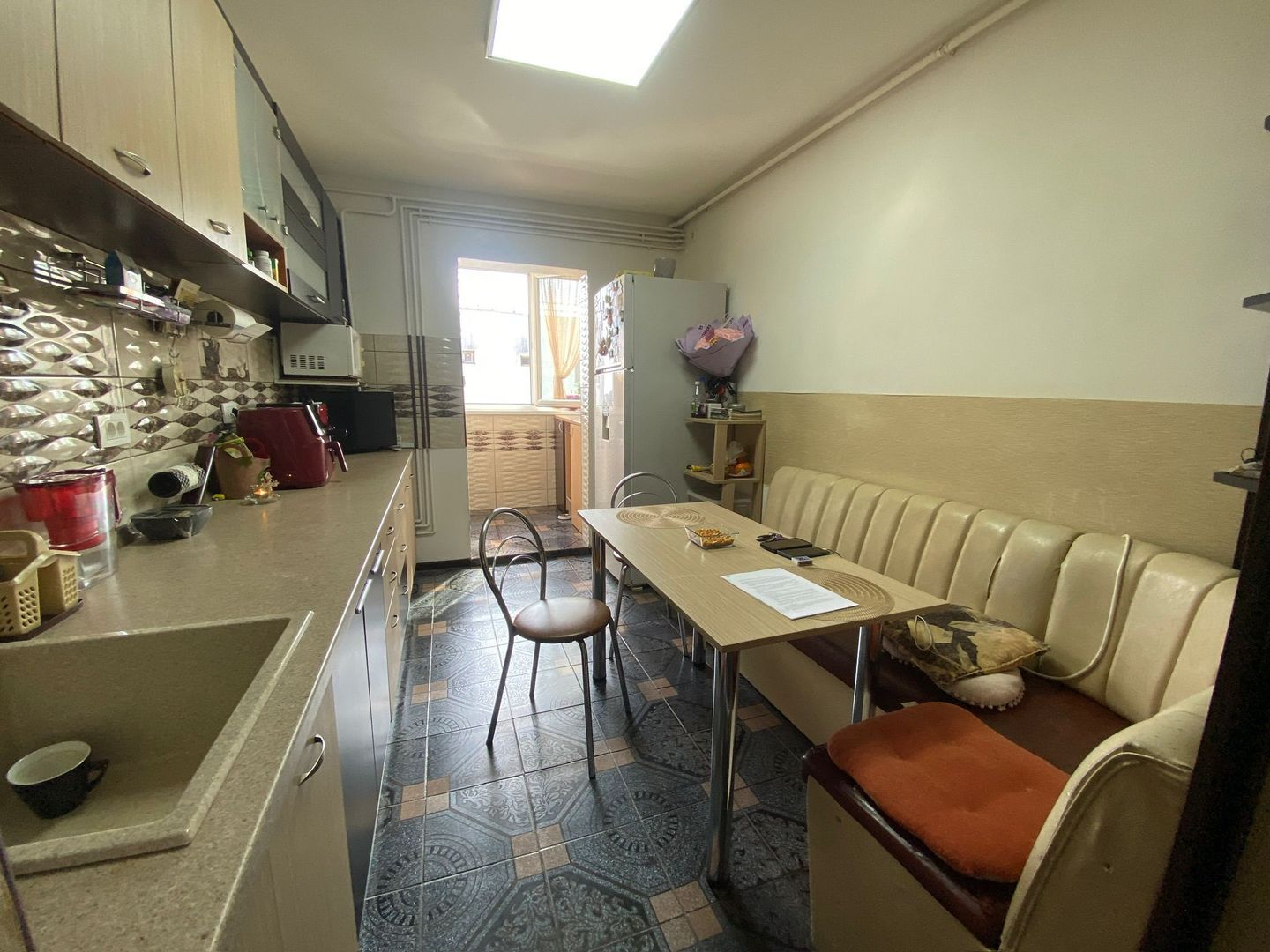 Apartament Fizicienilor - Centrala Proprie - Poză 5