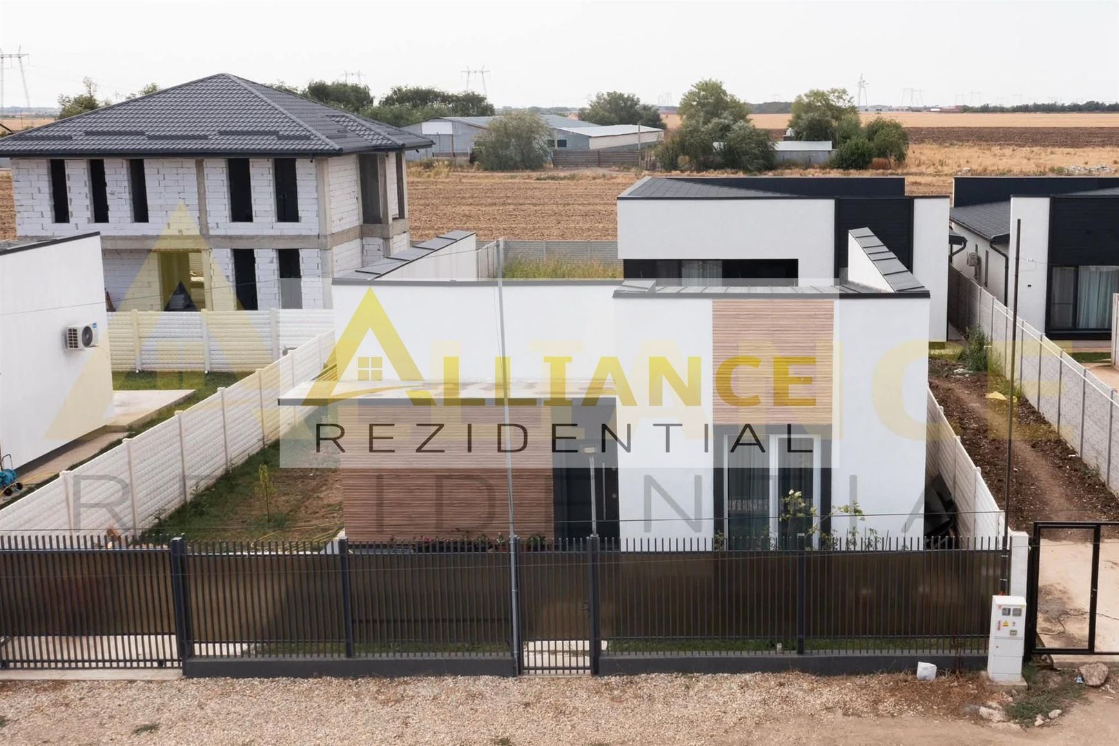 Casa individuala - 4 camere - 108 mp utili - Miorita - Poză 12