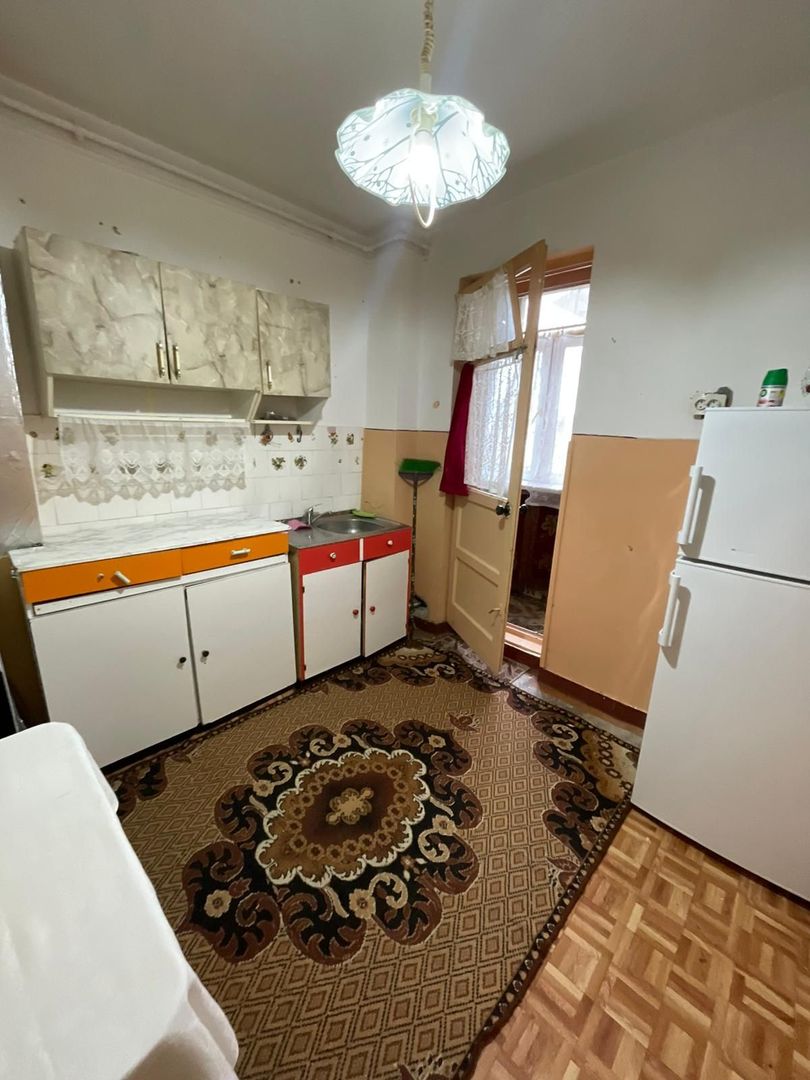Apartament cu 2 camere de vânzare Cetate - Poză 3