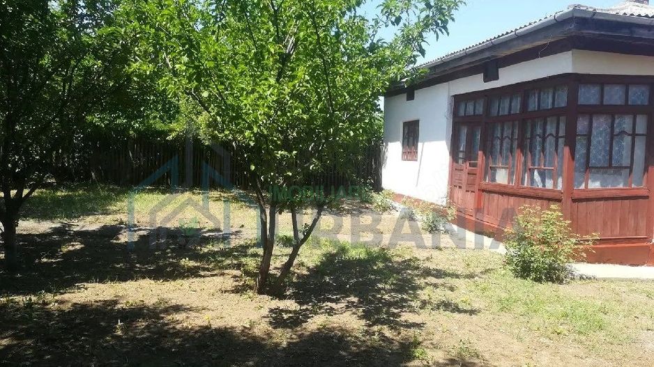 Casă tradițională de vânzare în Comuna Costești, județul Iași - Poză 3
