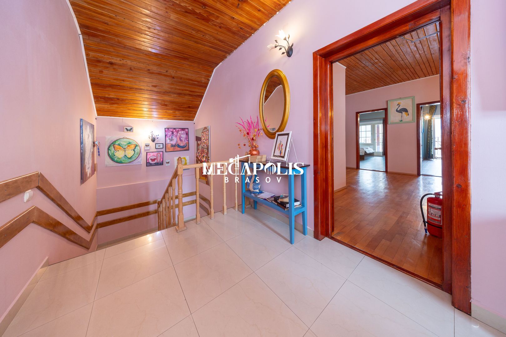 Pensiune de vânzare în Râșnov | 14 camere | 427 mp - Poză 23