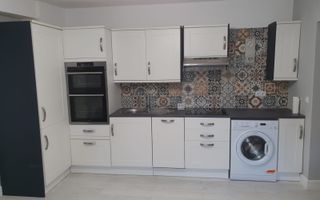 Apartament la casa 40 mp-renovat-curte-mobilat modern-Ultracentral - Poză 2