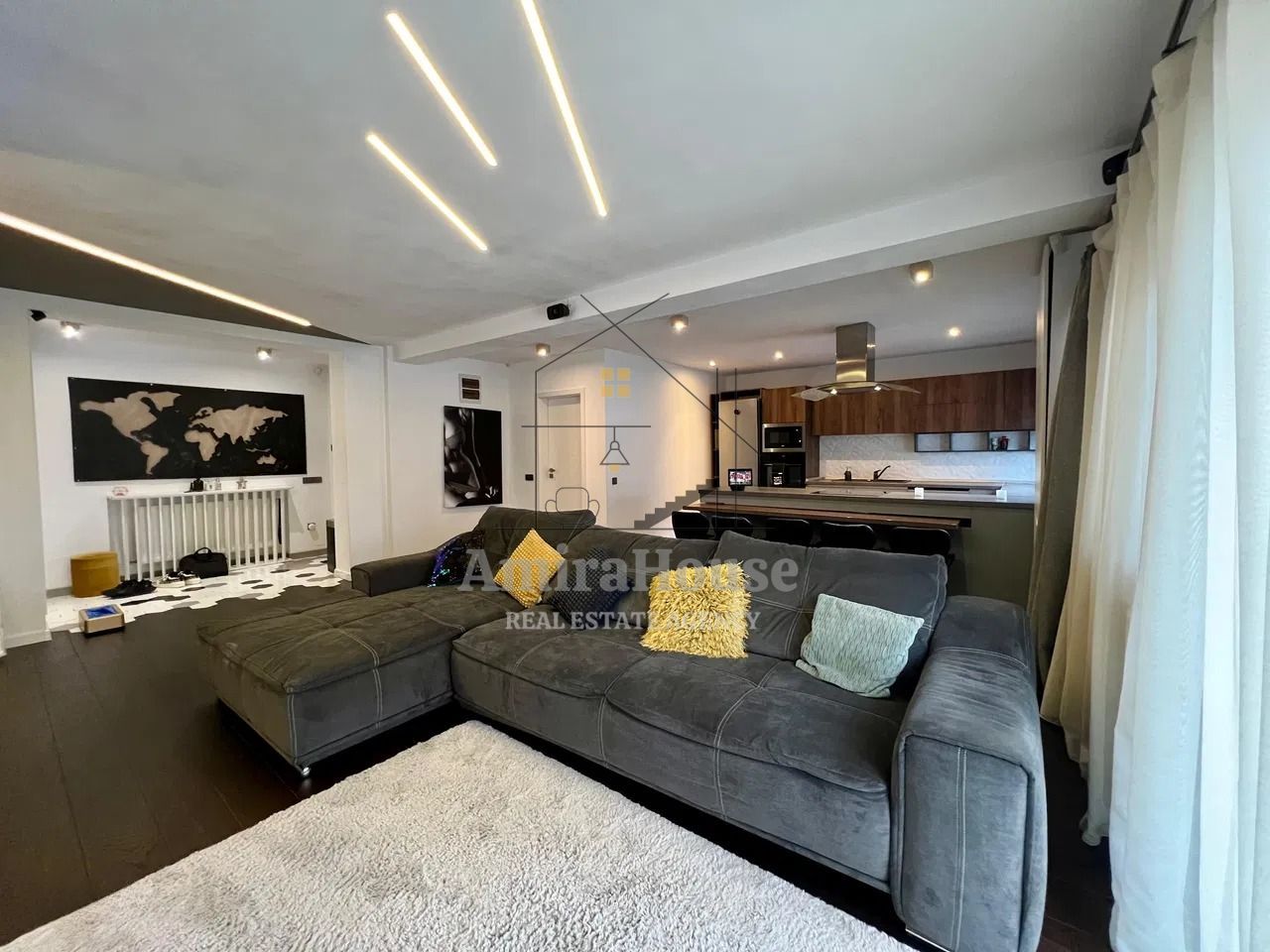 Apartament 3 camere, 107 mp, finisat, parcare, cartierul Europa - Poză 1