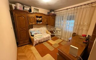 De vânzare apartament 3 camere – zona Pietonalul Transilvaniei (Piata Mare) - Poză 4