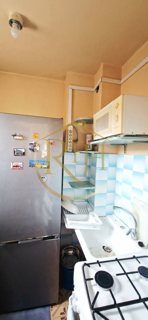 Inchiriez apartament cu 2 camere,clima centrala, zona Calea Sagului/ 300 euro. - Poză 15