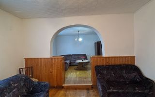 De vânzare Casă în Grădiște, curte + grădină proprie generoasă Arad - Poză 32