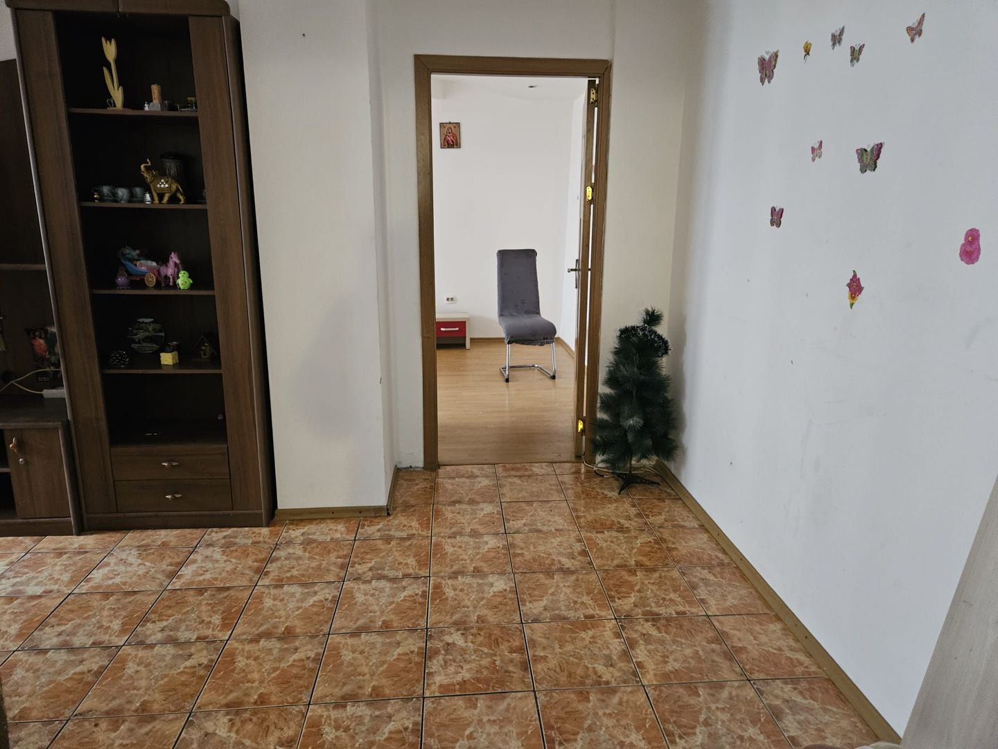 Inchiriere apartament 2 camere, Gavana zona Piata, stradal - Poză 10