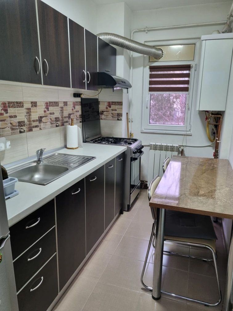 Apartament  3 camere - Poză 4
