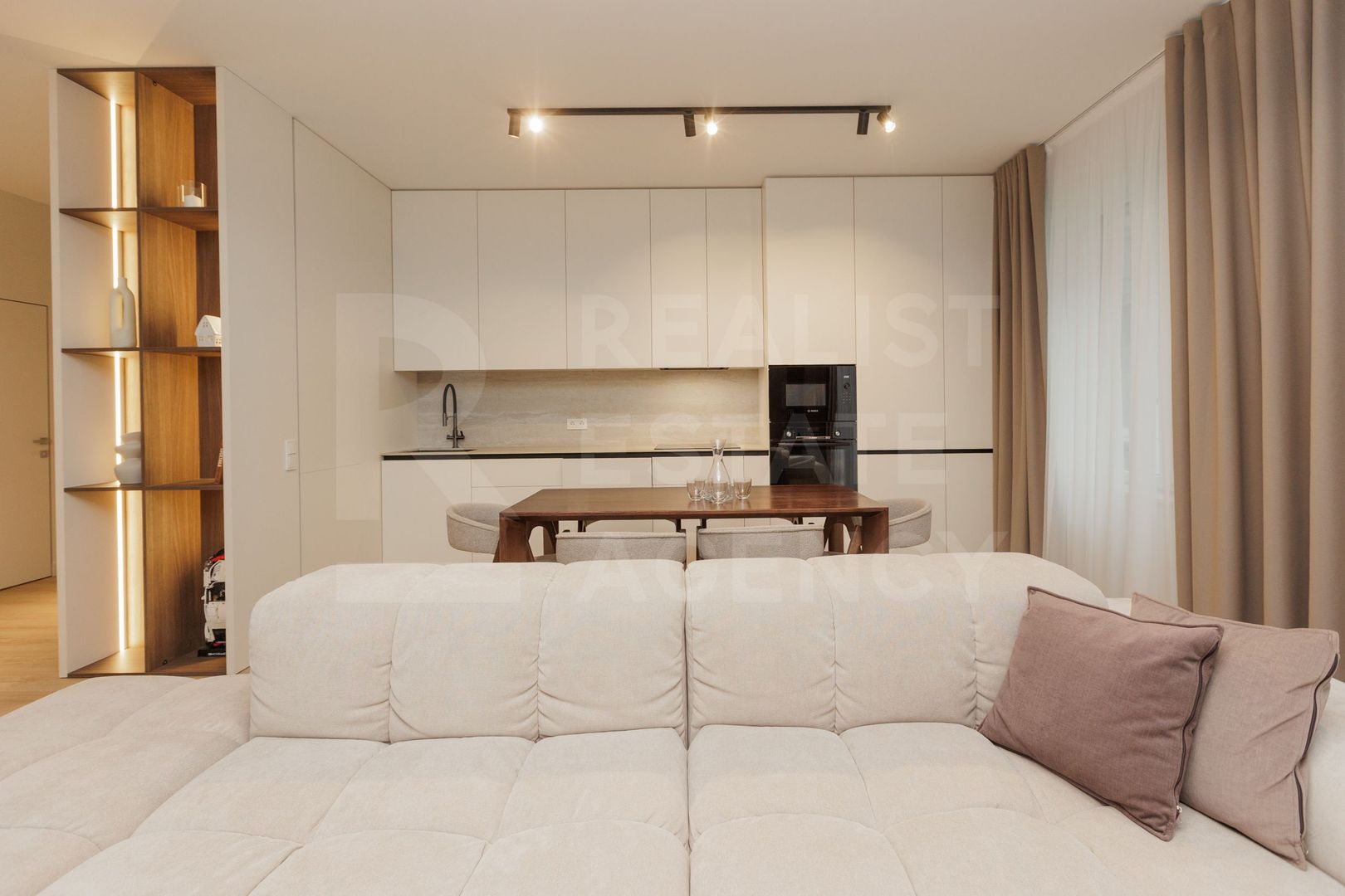 Vânzare, apartament, 3 camere, stada Moara Roșie, Centru - Poză 3