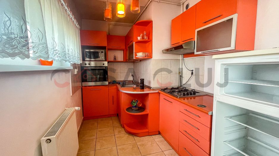 CENTRU - etaj intermediar - bloc nou - parcare subterana - Poză 3