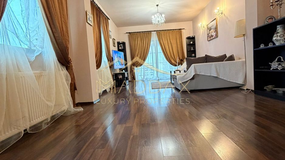 Vila spatioasa cu vedere spre lac Corbeanca - Poză 11